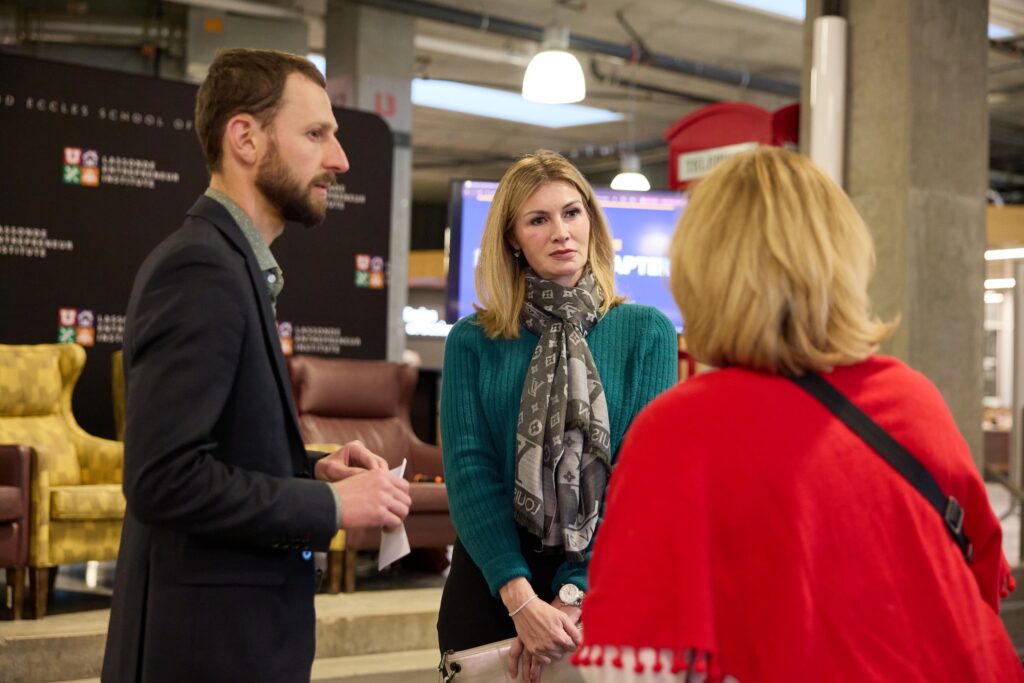 Utah business owners in conversation at a Durable event